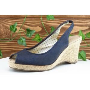 Montego Bay Club Women Sz 8 M Dark Blue Wedge Fabric Shoes